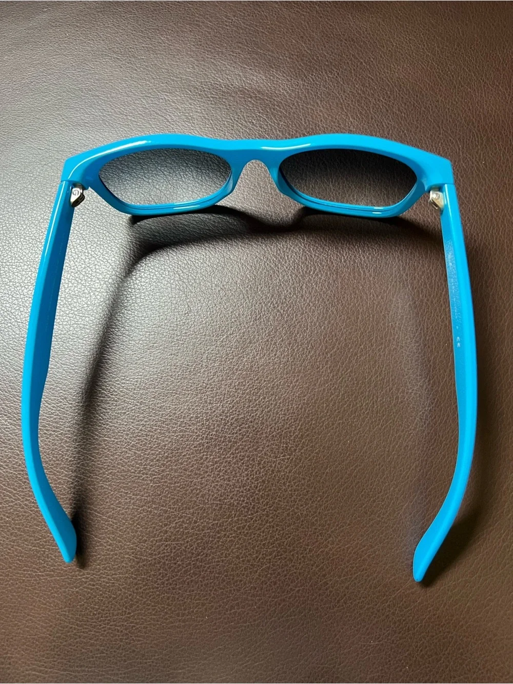 Ray-Ban Sunglasses New Wayfarer RB 2132 Blue Frame
